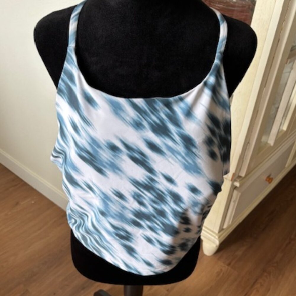 Old Navy NWOT Blue Print Powersoft Longline Sports Bra Racer Back XXL